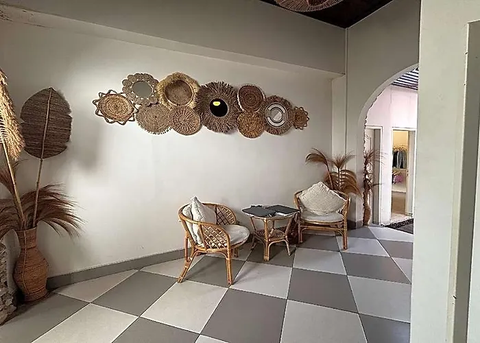 Kemari Hotel